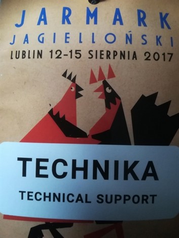 Zapewniliśmy 2 sceny z zadaszeniem i konstrukcje, jedna została wybudowana na Dziedzinicu Zamku Lubelskiego druga na Starym Mieście na Placu przy dawnym Teatrze Andersena